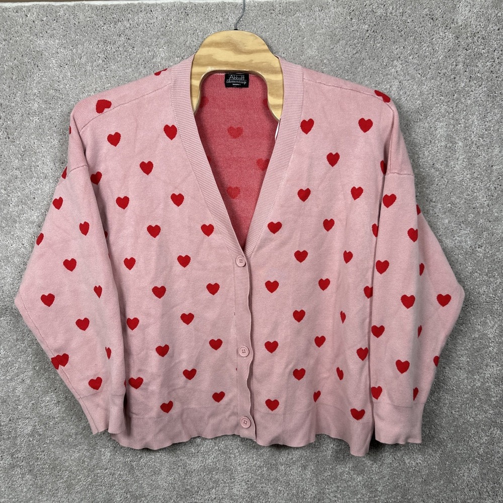 Abbott Elementary Volume 1 Pink Red Hearts Tight Knit V-neck Cardigan Women's 2X